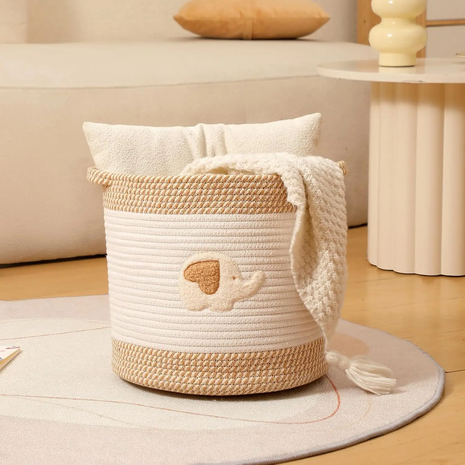 Amaz0n High Quality Giraffe Embroidery Storage Household Basket Storage Basket Can Be Folded Woven Cotton Rope Storage Baskets