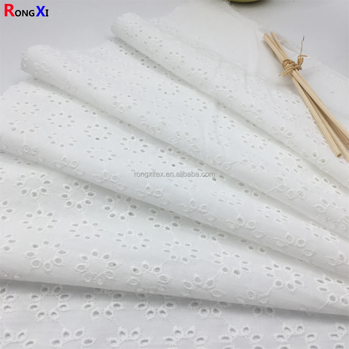 Good Price RXF0571  100% African Embroidery Eyelet Cotton Fabric Made In China Factory for Clothing materisal