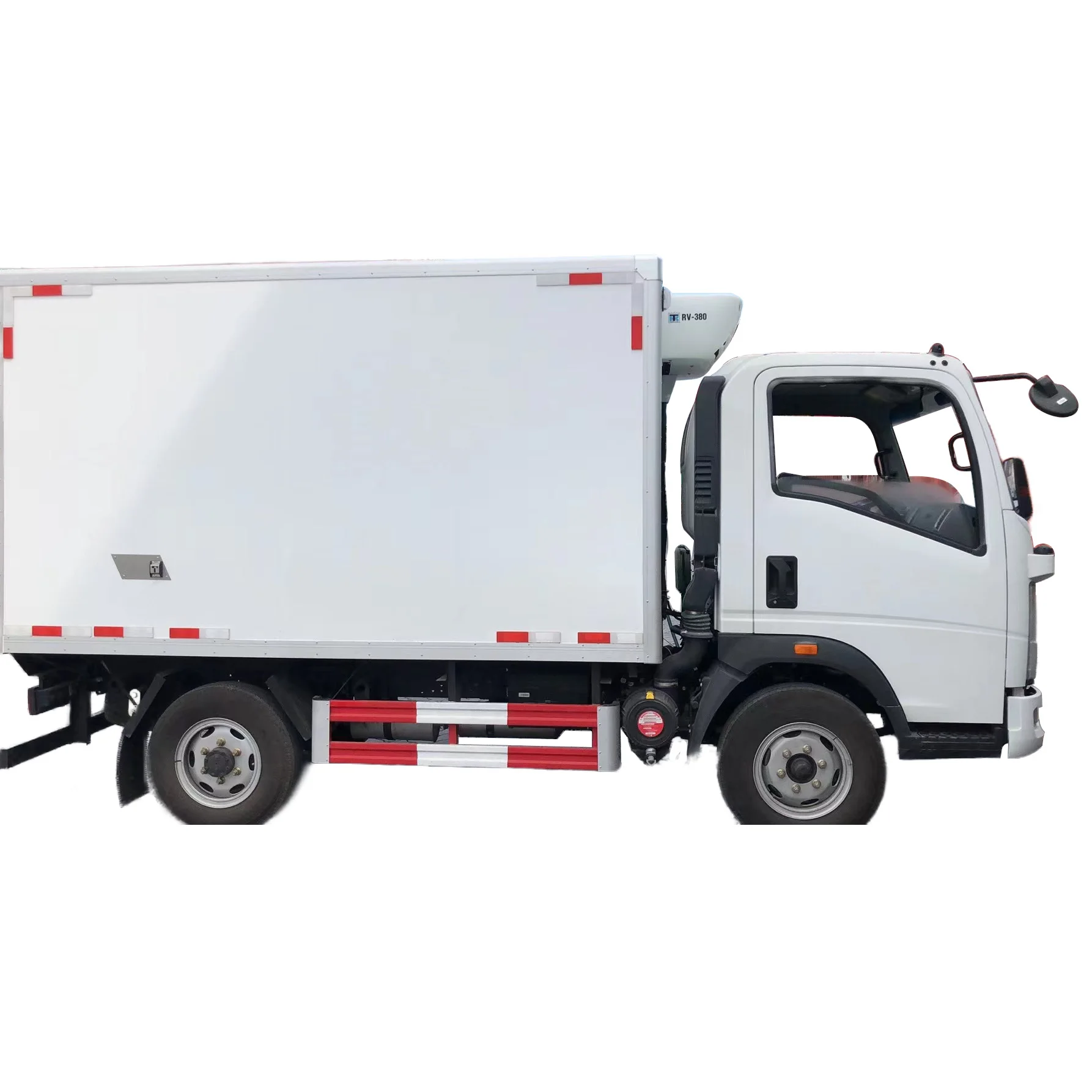 CNHTC HOWO Новый LHD 4x2 РЕФРИЖЕРАТОРНЫЙ грузовик евро