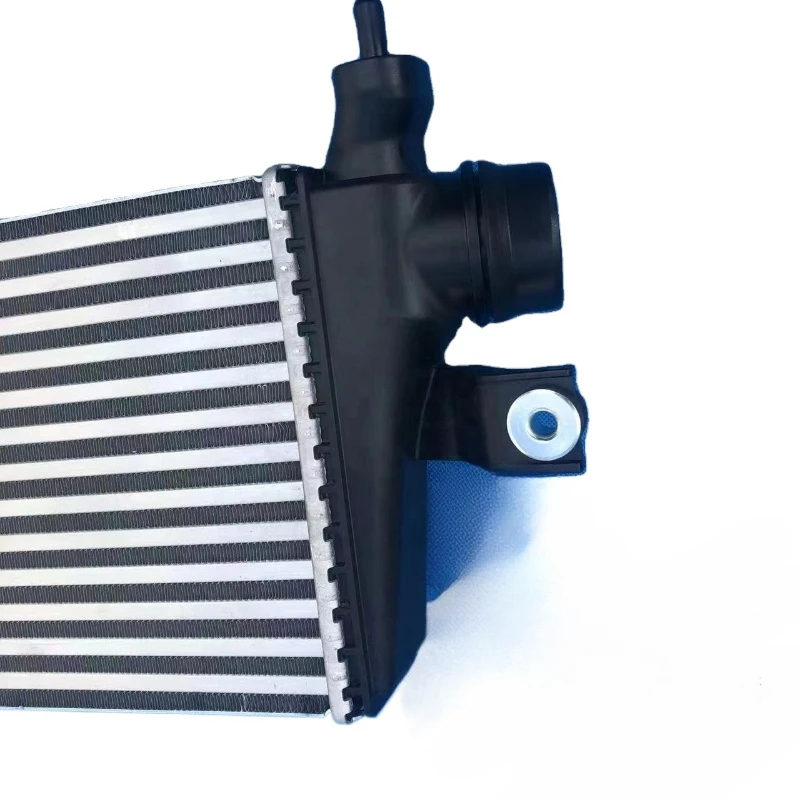 Custom Wholesale Hilux Revo Mould 2020 with code 17940-11090 Factory Direct Intercooler for Toyota