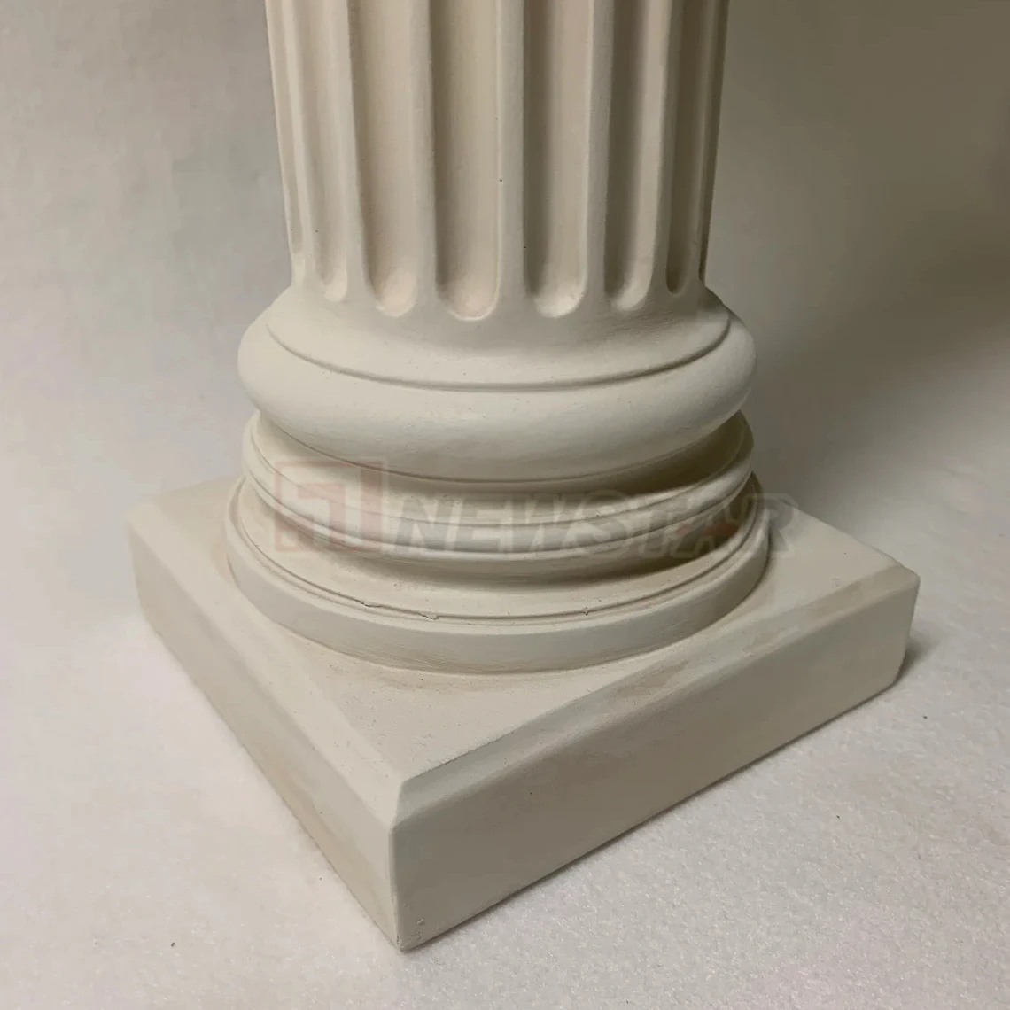 Newstar Customized Marble Stone Column Solid Stone Carving Pillars White Marble Stone Roman Column for Sale
