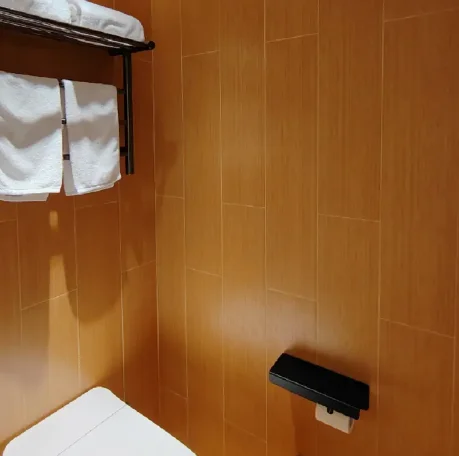 Каменная настенная панель из прозрачного камня