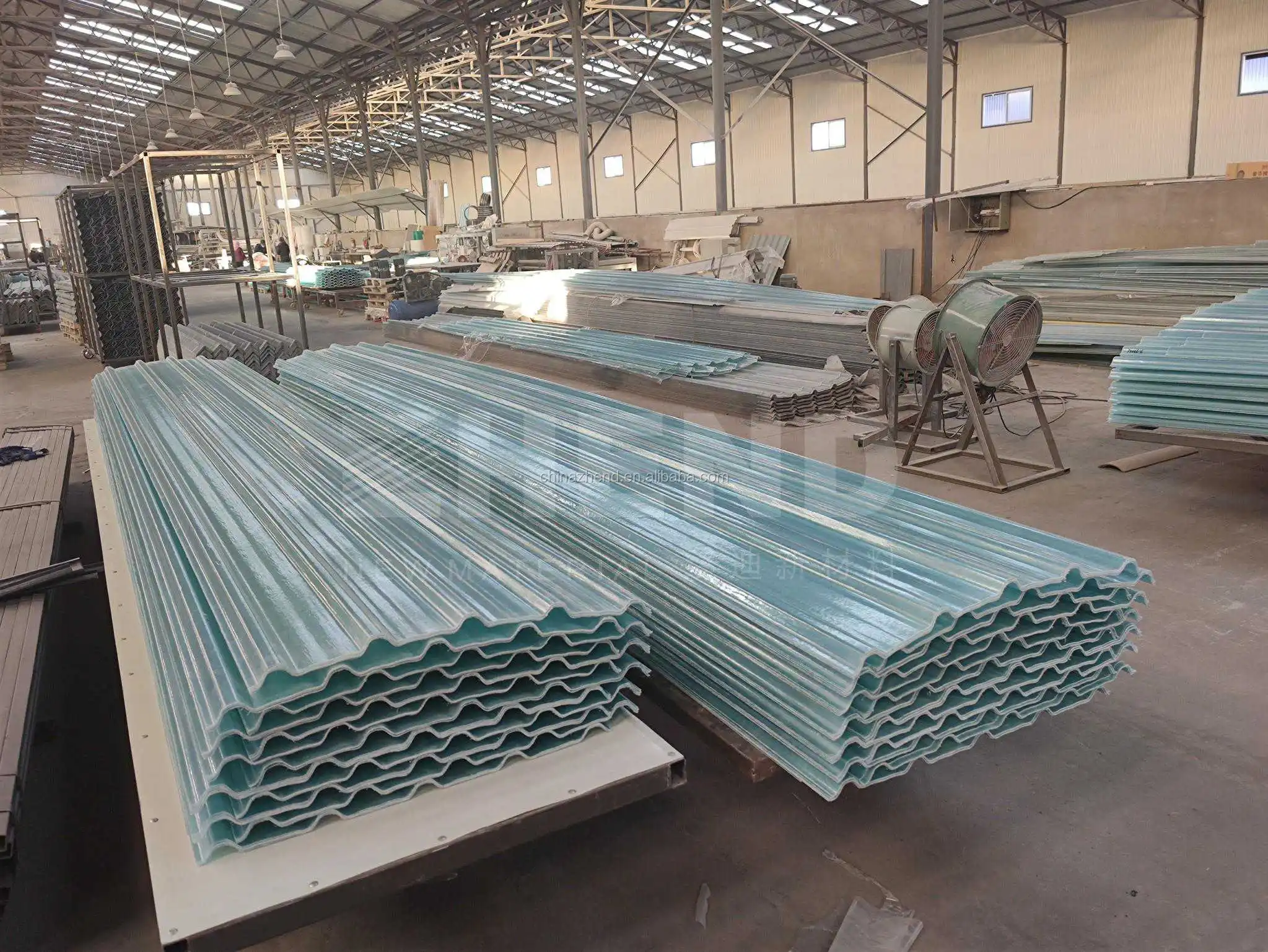 Hard Fiber Plastic Clear Transparent Corrugated Roofing Sheet Roll Fiberglass Flexible Roof Covering Tile Heat Resistant 4*8 She