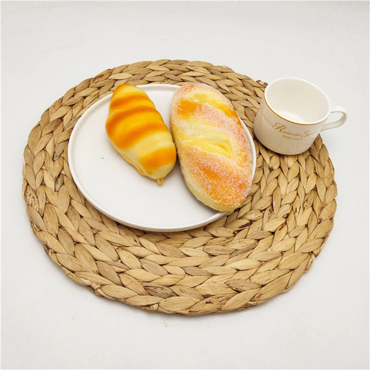 Low Moq  Woven Placemats  Natural Water Hyacinth  Placemats Round Braided Rattan Tablemats