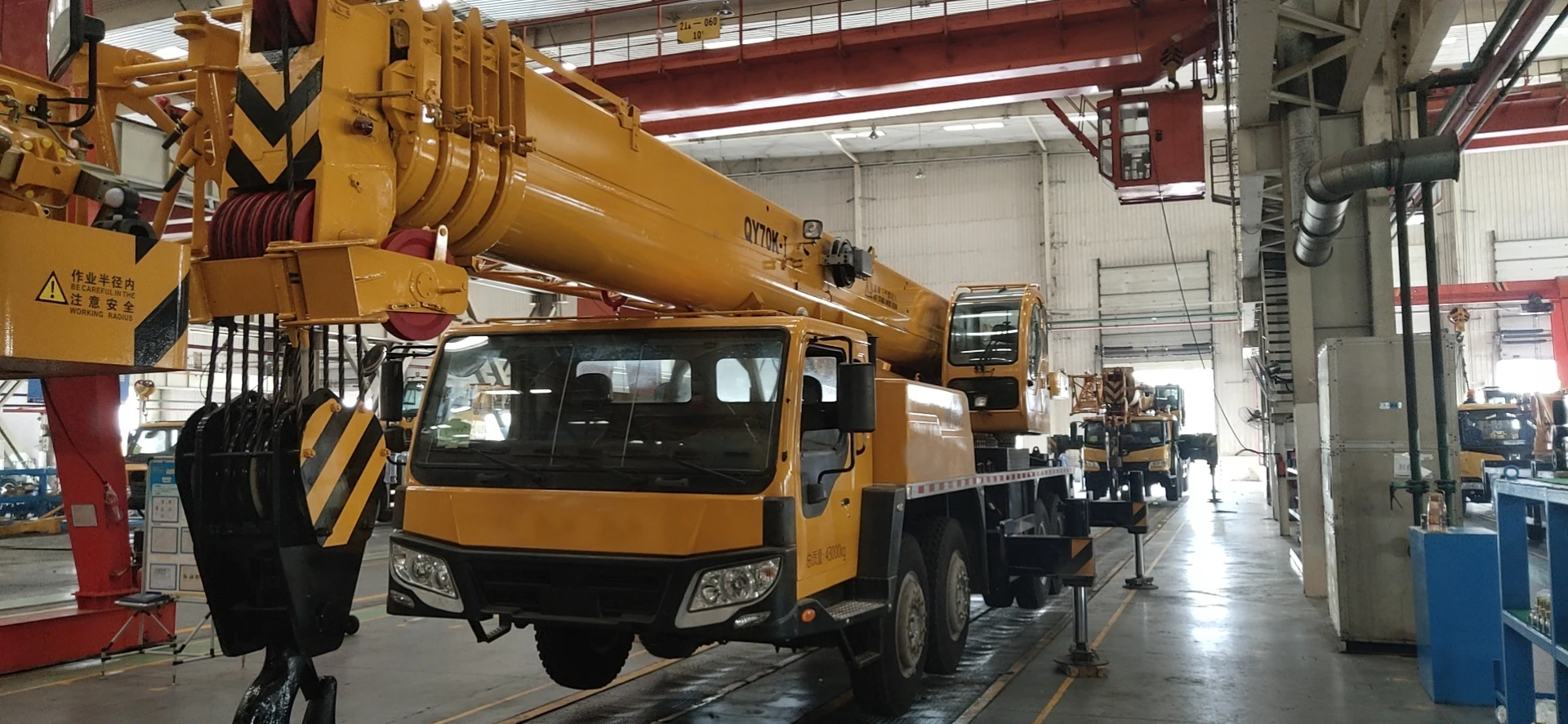 Распродажа б/у Автокран QY70K по заводской
