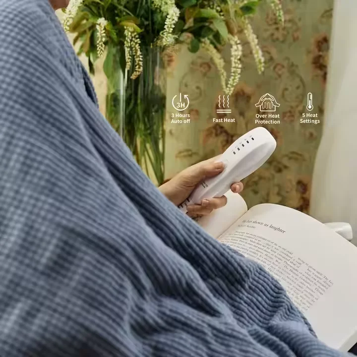 Синее стеганое фланелевое одеяло с подогревом сертифицированное машинное моющееся автоматическим выключением таймера 3 ч и 5 уровнями нагрева для домашнего использования