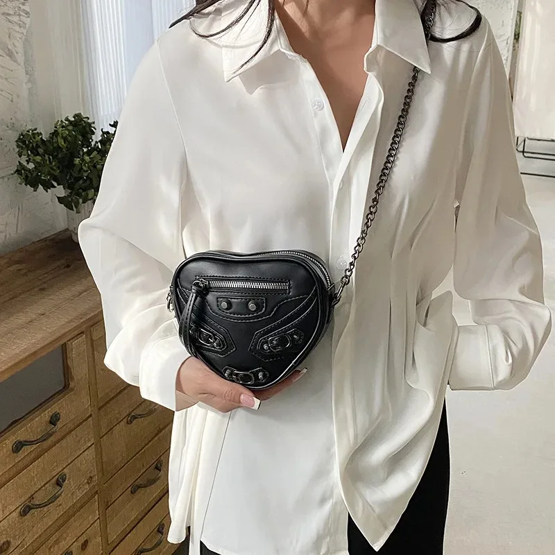 2024Heart Bag Chain Famous Brand Women Crossbody Purse And Handbags Luxury Designer Lady Valentine Day Shoulder Heart Shape Bags