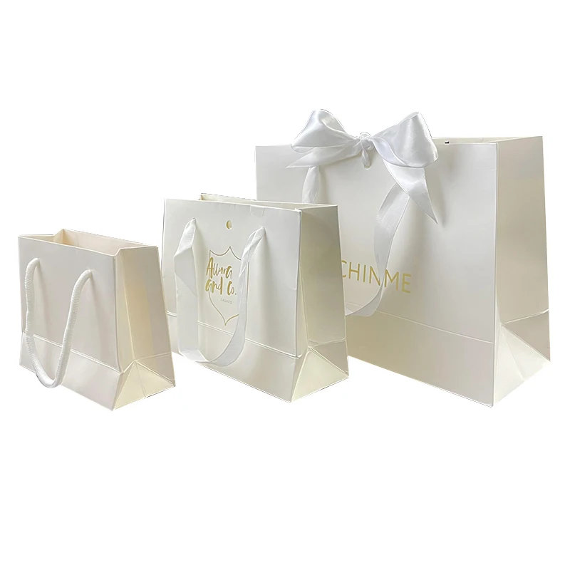 Personalized Holiday Gift Bags Printing Holographic Brown Paper Shopping Bag Mini Paper Bags for Retail Custom Logo