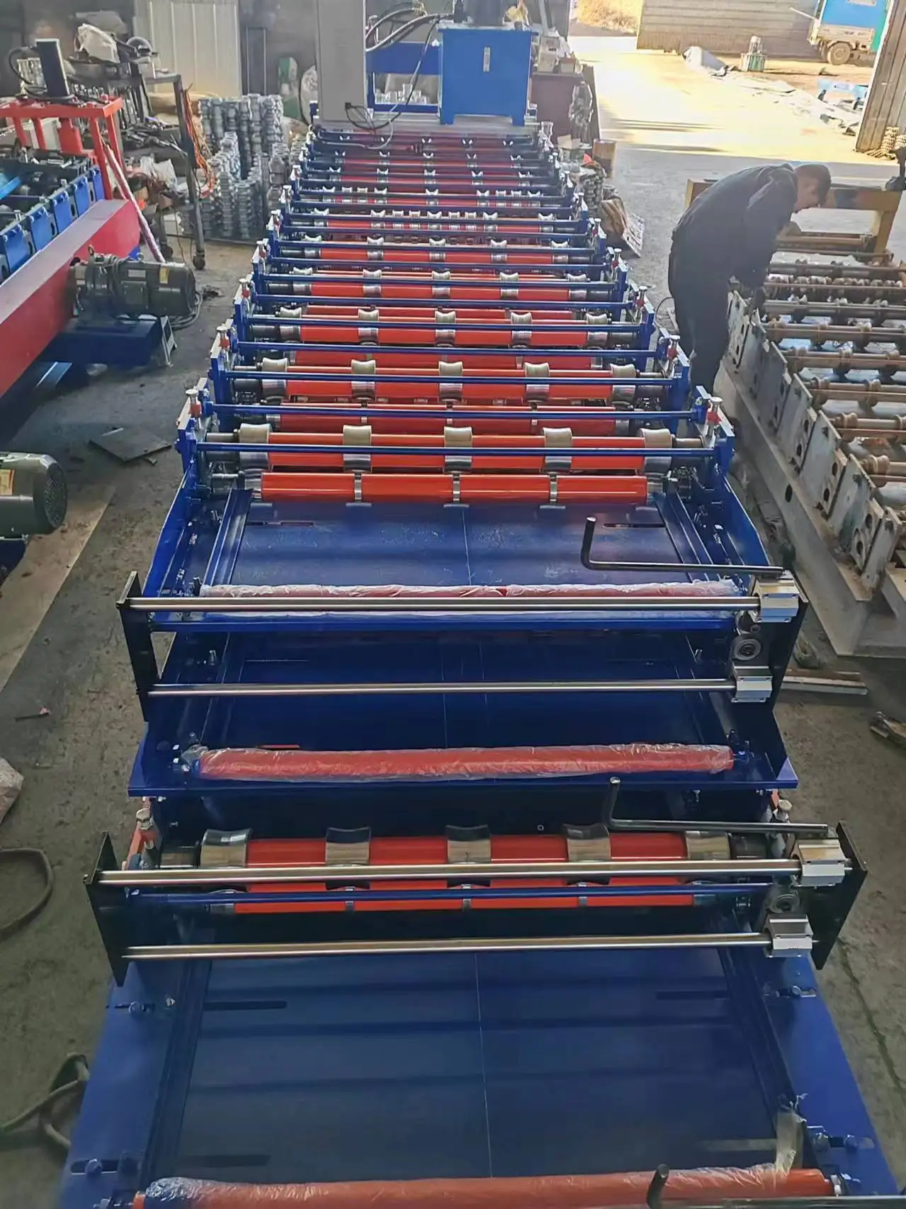 Guang Chi High Quality Full Automatic Metal Trapezoid Roof Sheet Making Machine