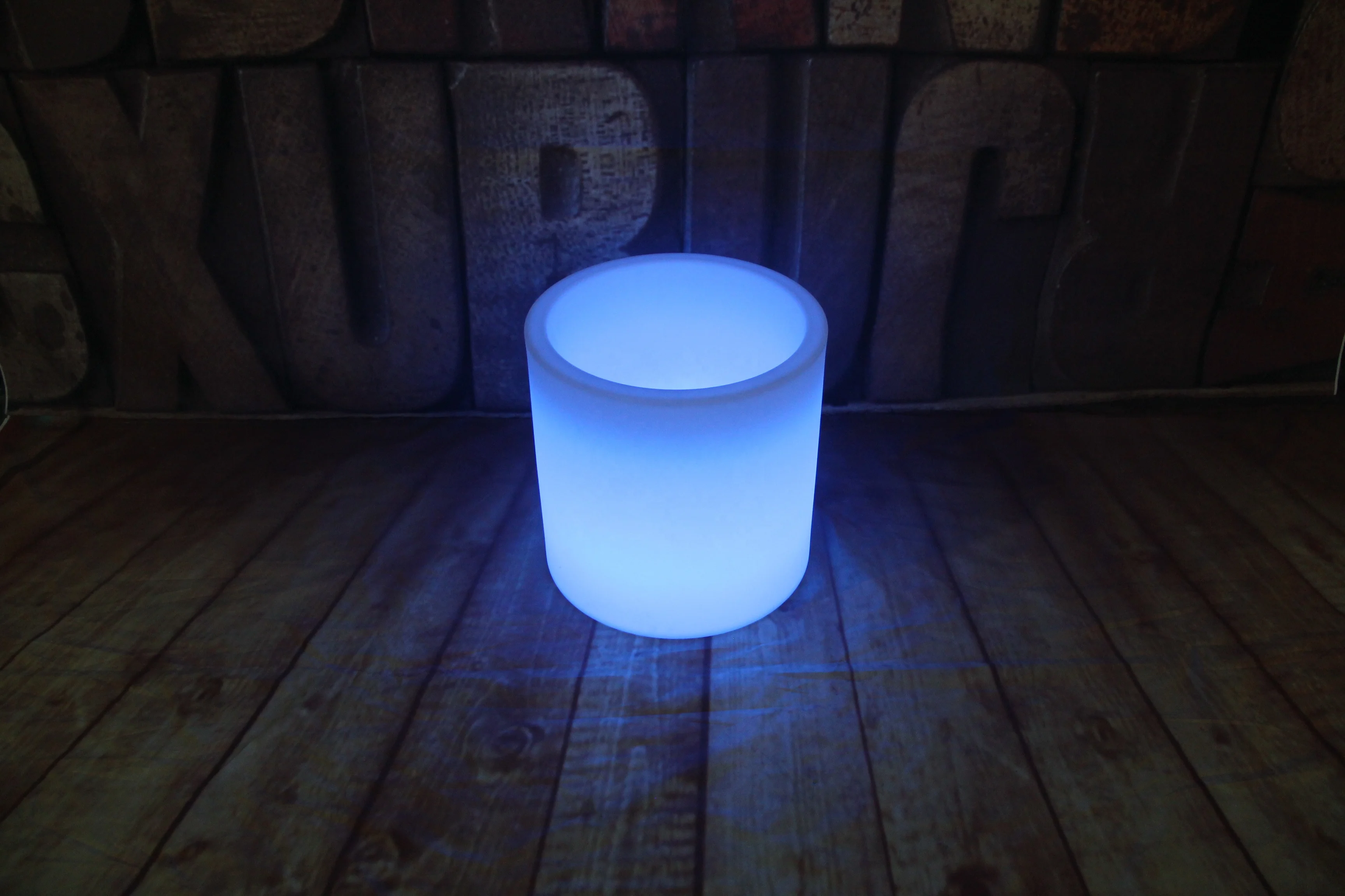 
Latest innovative products led ice bucket vodka bottle cooler acrylic ice bucket 