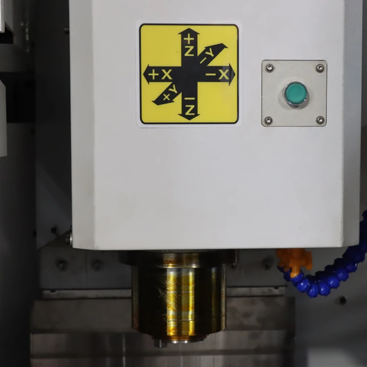 CNC металла фрезерный станок VMC 650 новый vmc вертикальный обрабатывающий центр цена