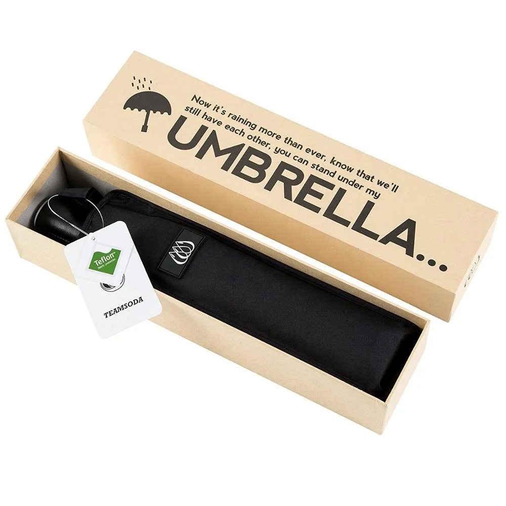 umbrellas with logo prints and box
