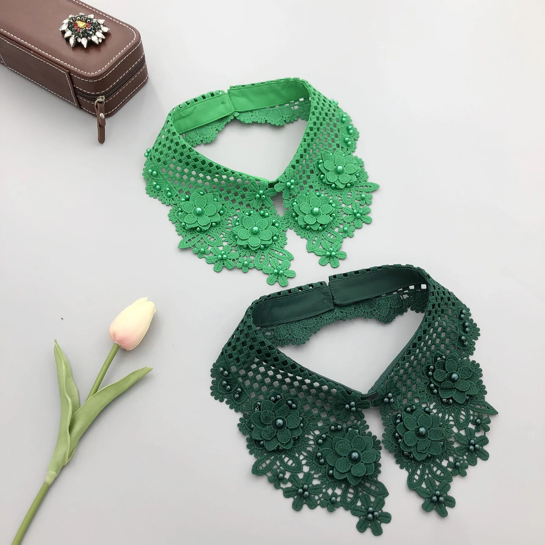 Hot Selling Openwork Embroidery Design Detachable Embroidery Shirt Fake Collar