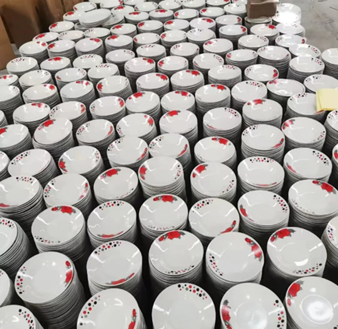 Wholesale All Kinds of Ceramic Dinnerware Sets Porcelain Bowls and Plates for Home Use and Restaurant Low Price