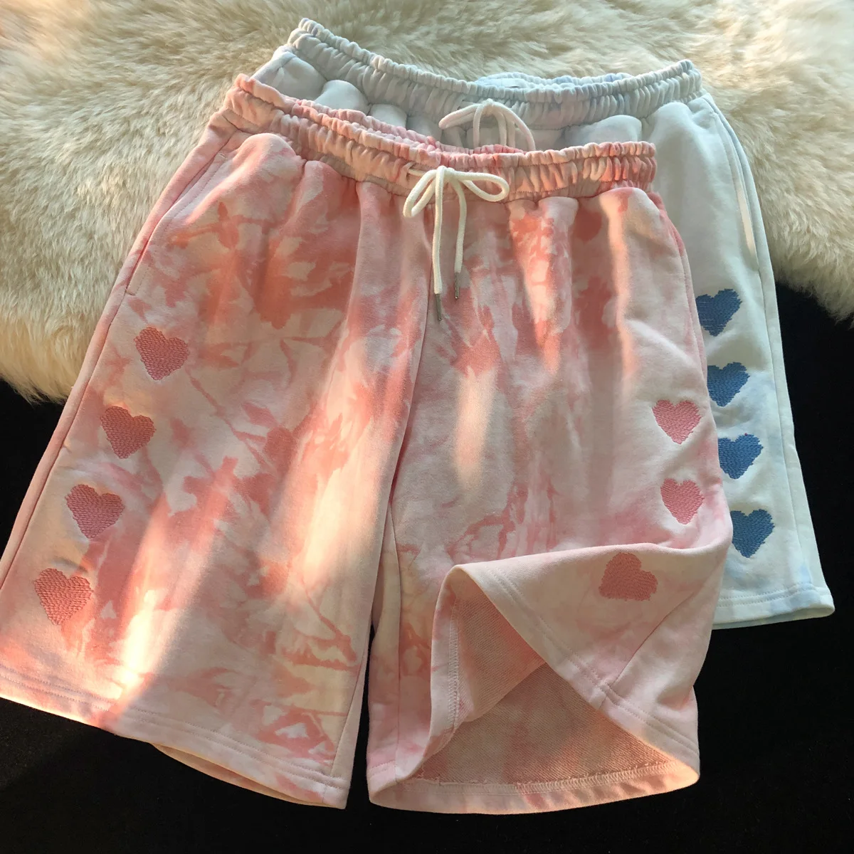 Custom Label 2021 Summer Korean Style Casual Women Embroidered Love Tie Dye Printed Loose Short Pants Elastic Waist Women Shorts
