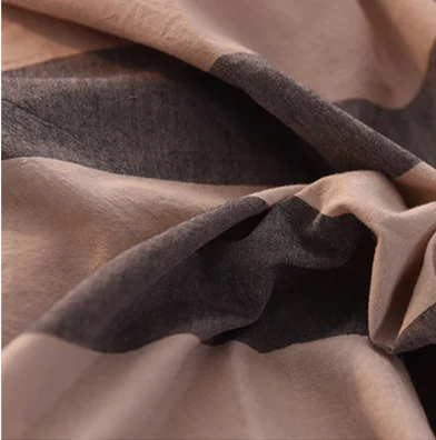 Красивый дисперсный тканый принт 100% переработанный цветочный полиэстер Простыня из микрофибры водонепроницаемая ткань