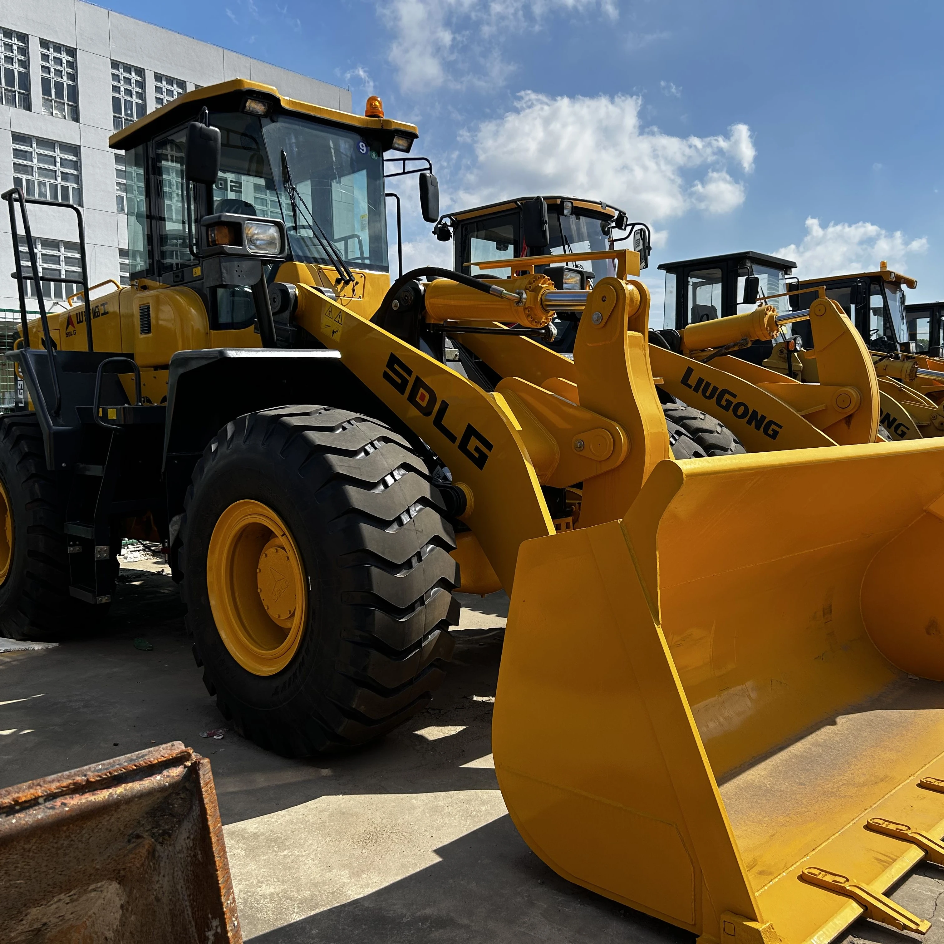 Used Sdlg956L Pay Loader 5t Capacity Wheel Loader Sdlg956l Second Hand Front Loaders For Sale