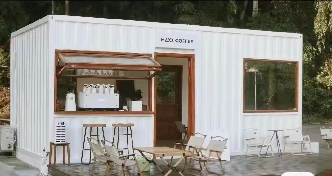 Customized Mobile Shop China 2024 Portable Packing Panel Container House Fast Installation 20ft 40ft Home Office Container