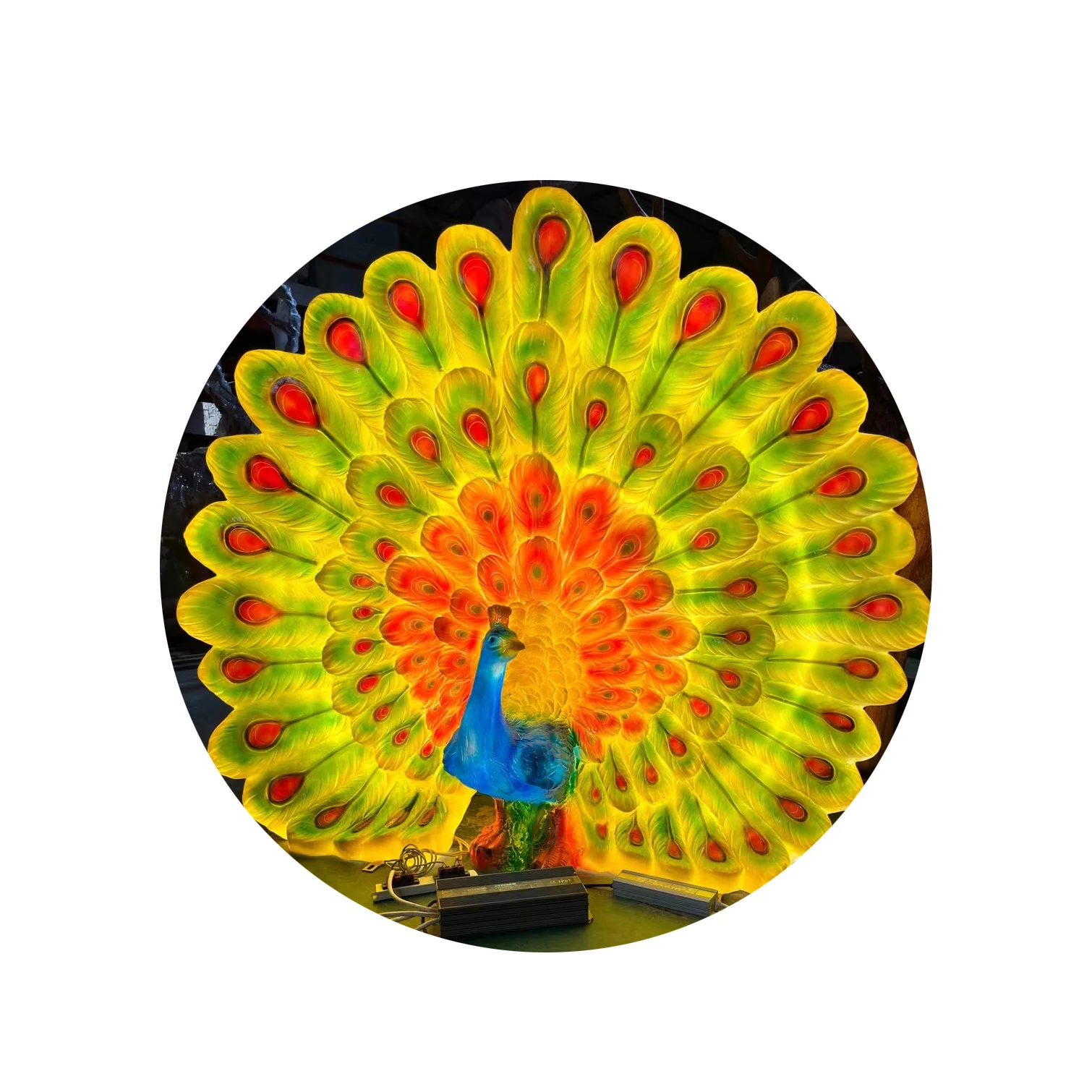 Open screen peacock lamp Resin fiberglass simulated animal shaped light with screen on peacock light emitting peacock