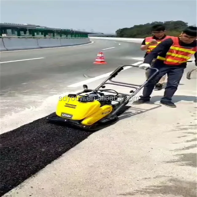 Electric road crack sealing equipment
