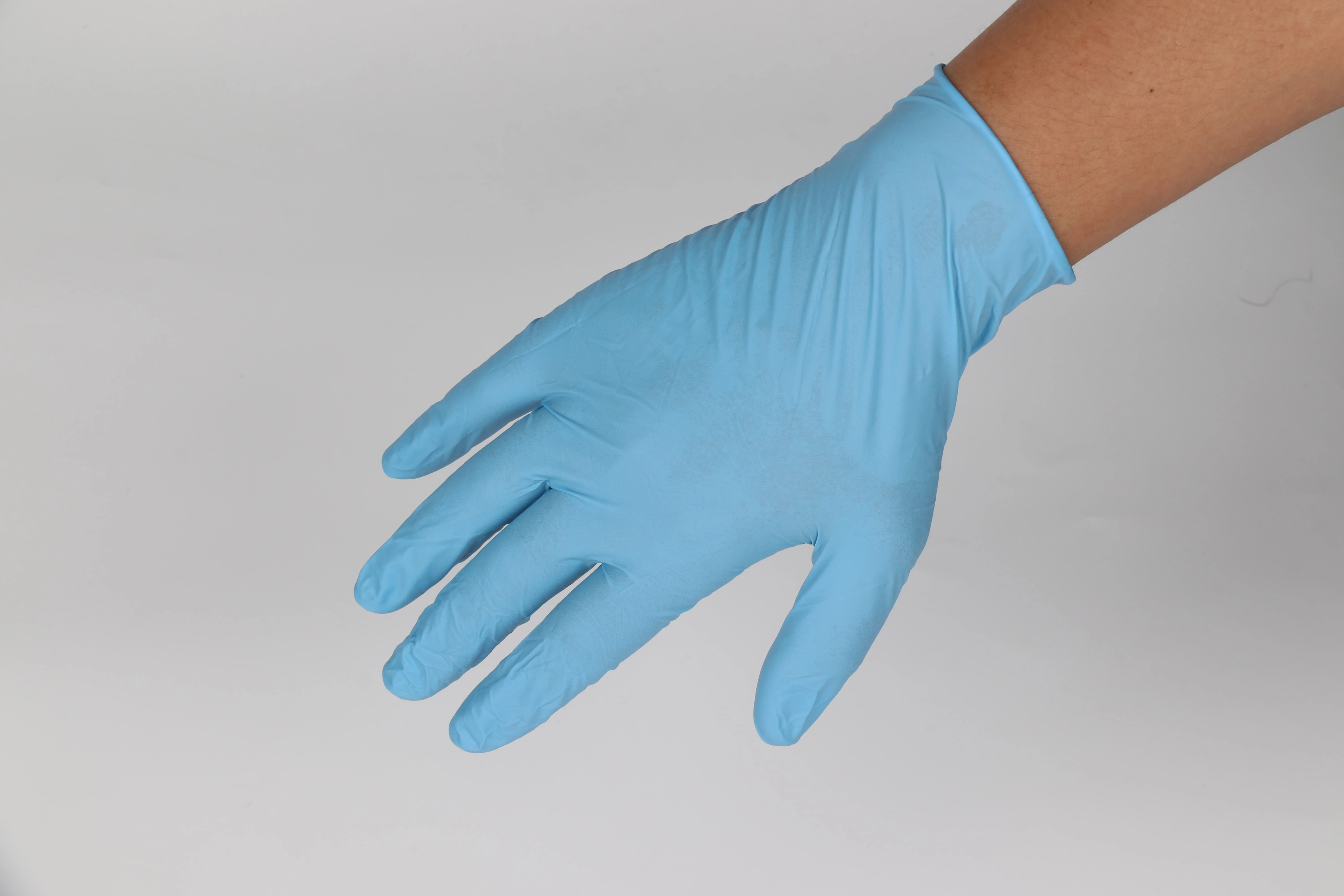 Disposable Latex Gloves Pack of 100, Powder Free Protective Glove for Kitchen Cooking Cleaning, White