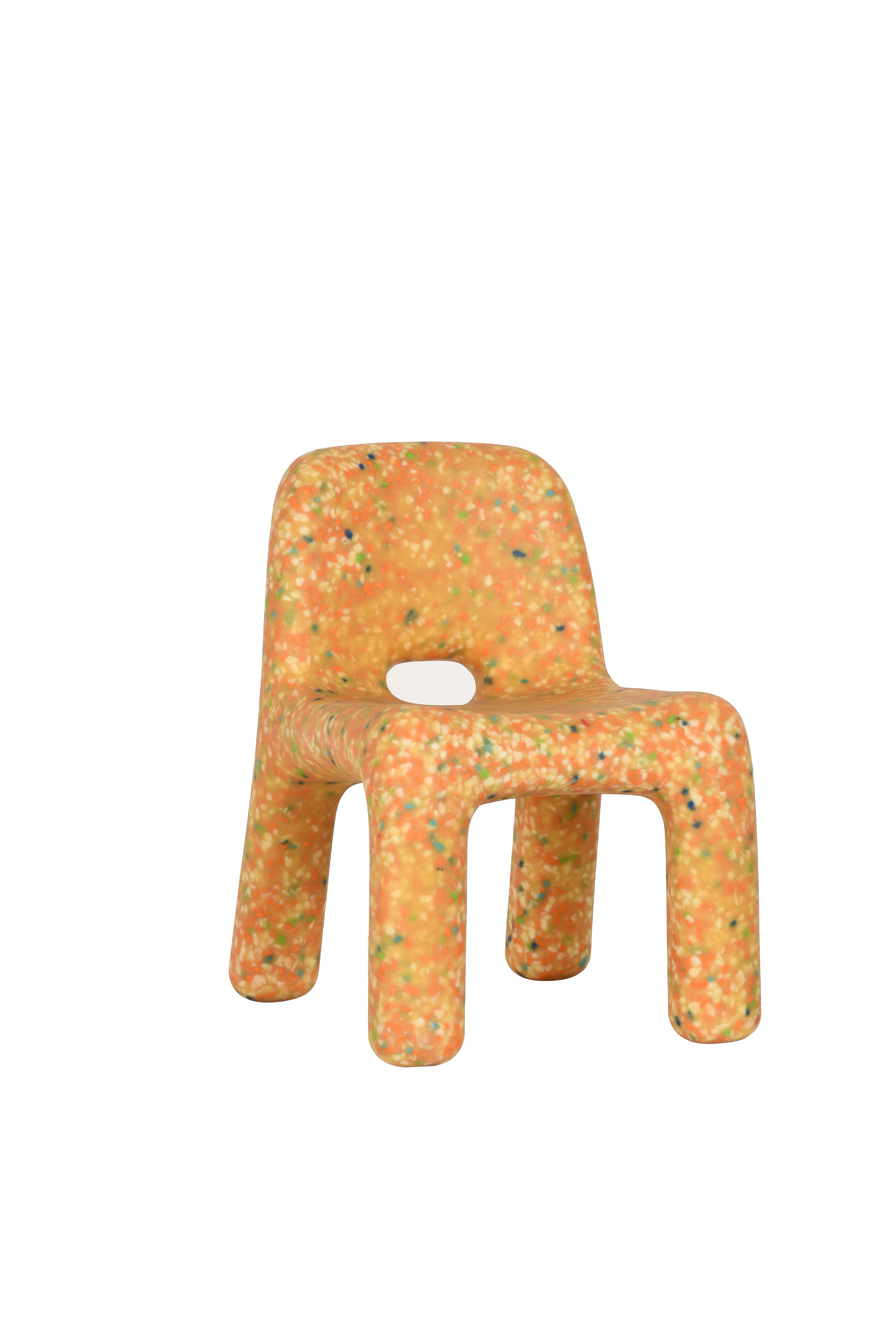 Simplicity has an original and mysterious beauty Durable Eco Materials Modern High-quality Rotational Plastic Chair