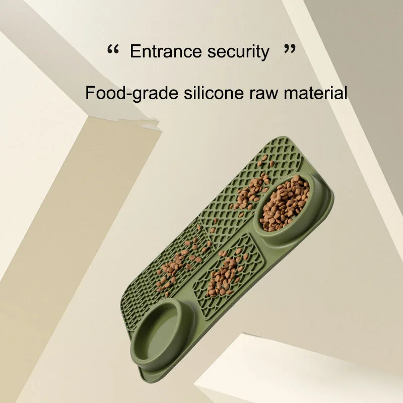 New Silicone Pet Licking Plate Slow Food Mat Easy Flushing Slow Food Placemat Food Grade Silicone with Suction Cup Dog Tableware