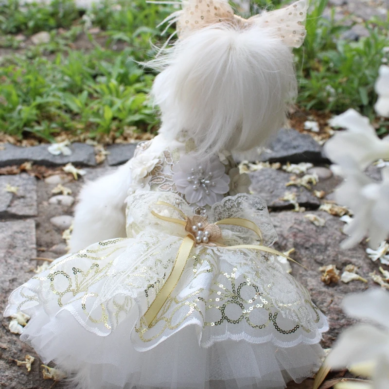 Delicacy luxury Pet Dog Cat Skirt Sequined embroidered lace Dress Clothes evening dress wedding