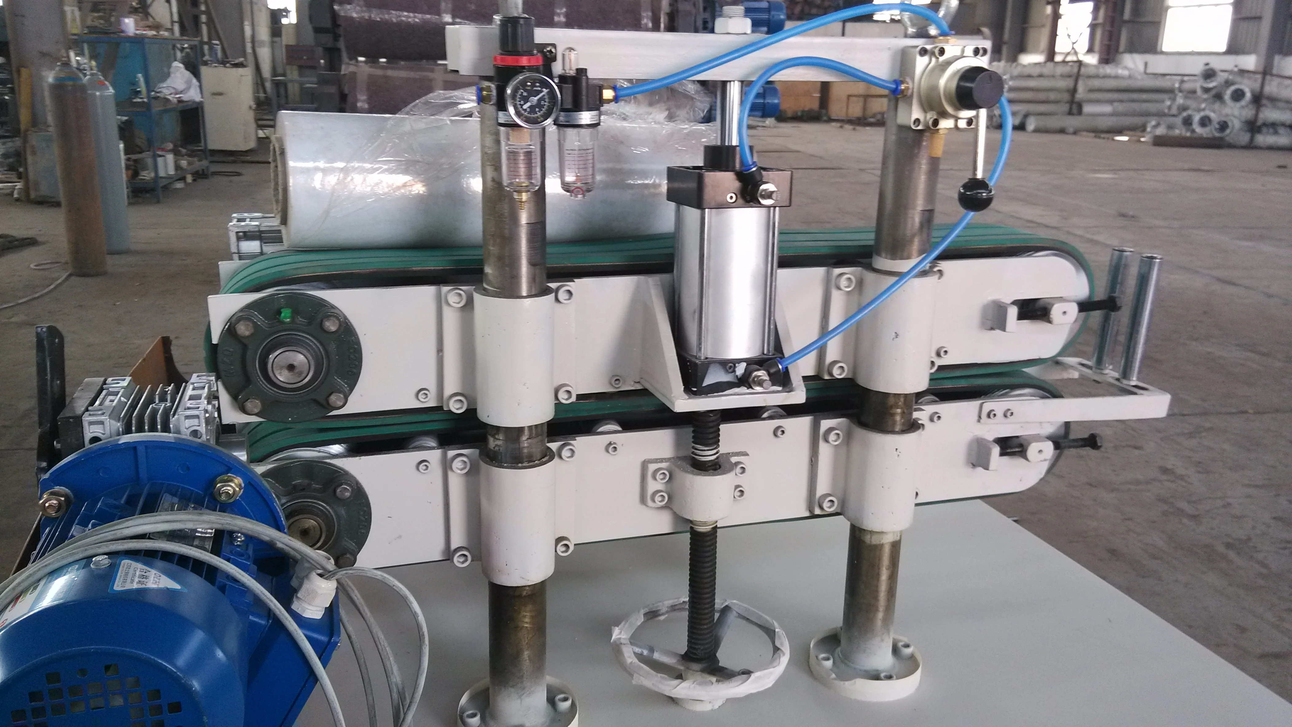 SY-HS Plastic Extruding Machine for Making Automobile Seal Strip