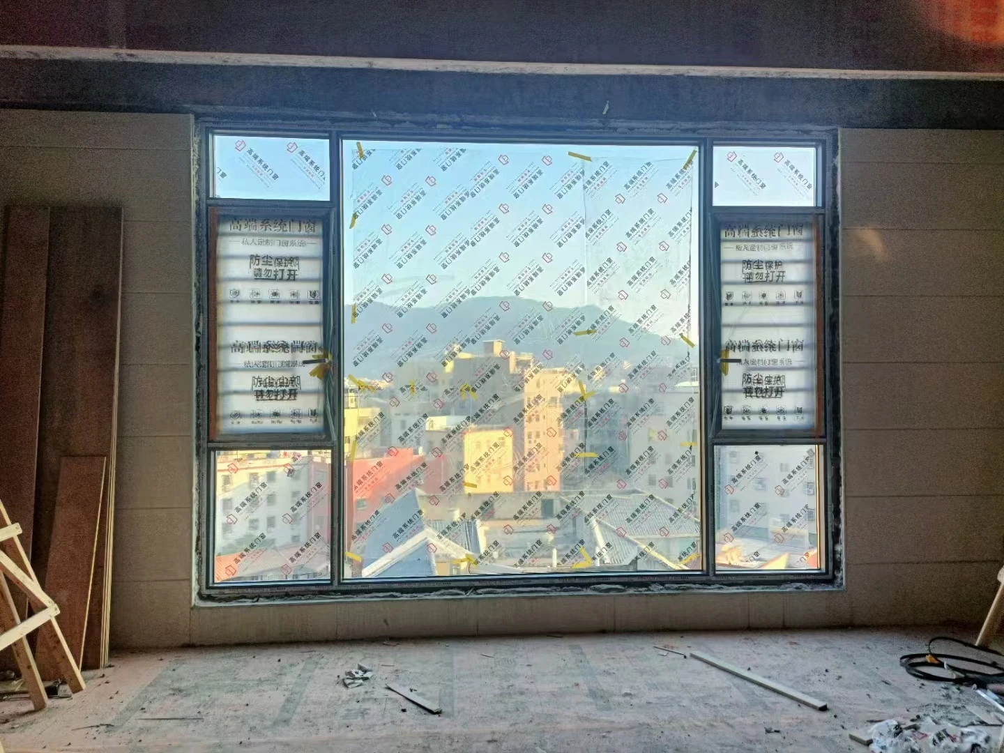 Energy-Efficient Custom Windows with Excellent Sealing Performance Reducing Indoor-Outdoor Heat Exchange and Energy Consumption