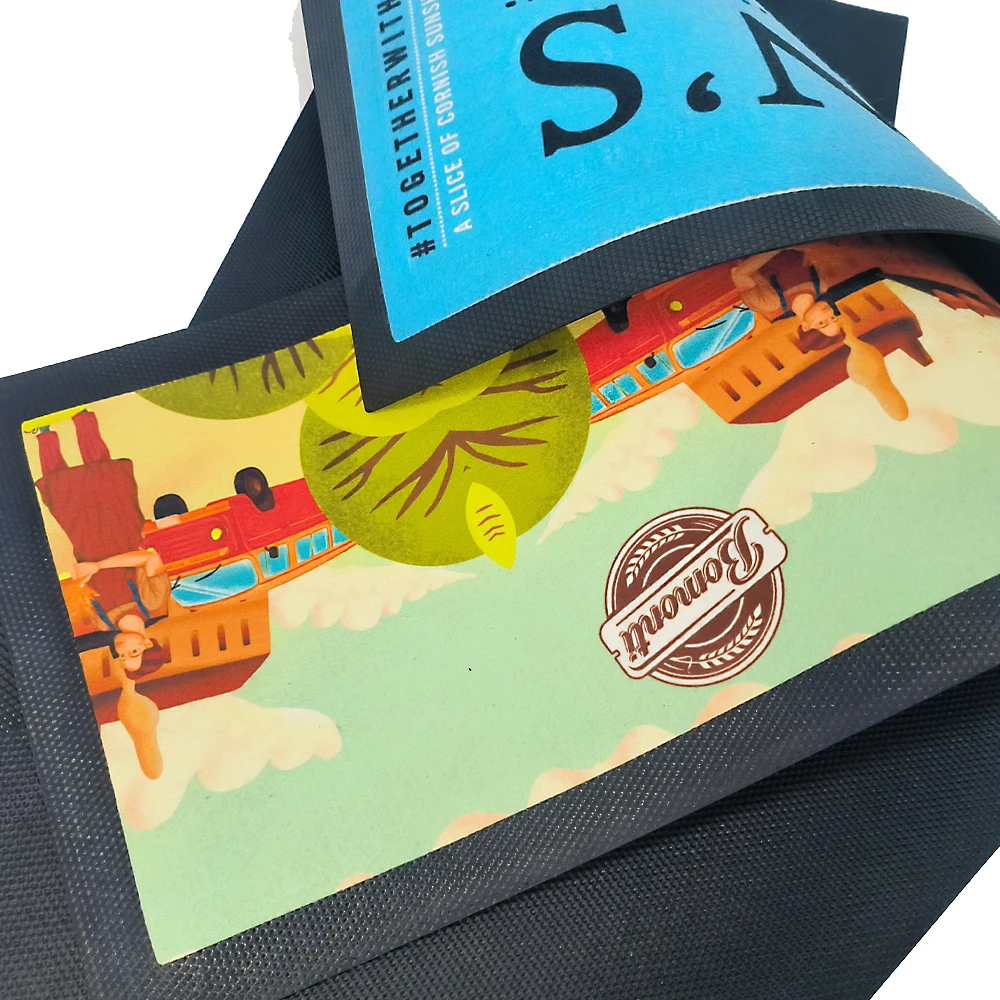 Factory price  Beer mat Anti-slip Natural  Nitrile Rubber bar runner mat With Bar accessories Custom printing LOGO Bar Spill Ma