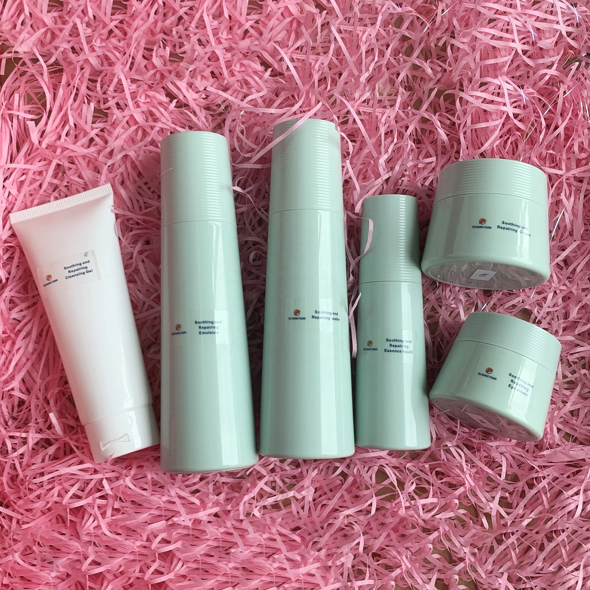 Private Label Organic Turmeric Face Skincare Set Day Adults Facial Skin Care Lightening Cream Female Anti-wrinkle Cream OEM/ODM