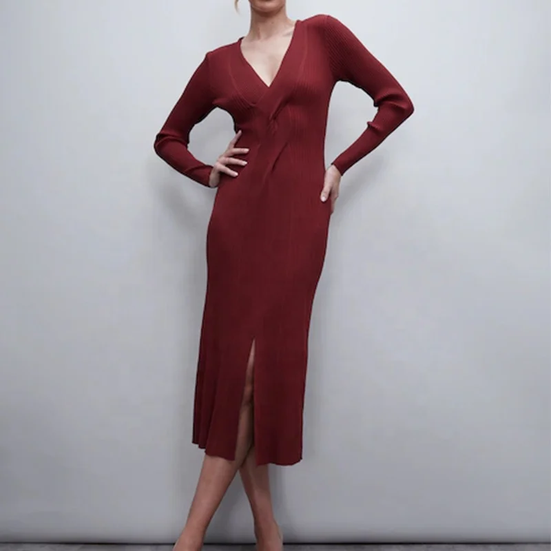 Женское платье-свитер с длинным рукавом и V-образным вырезом