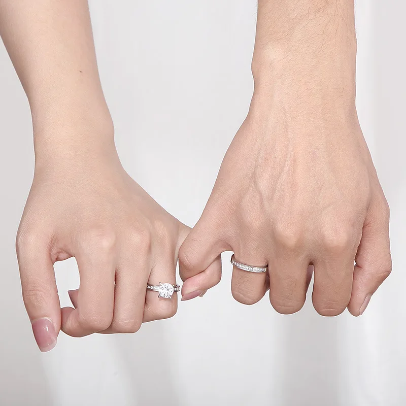 Fashion Stainless Steel Engagement Ring Fashion Jewelry Couple Wedding Rings Gold 18k Weeding Ring For Men Or Women Couple