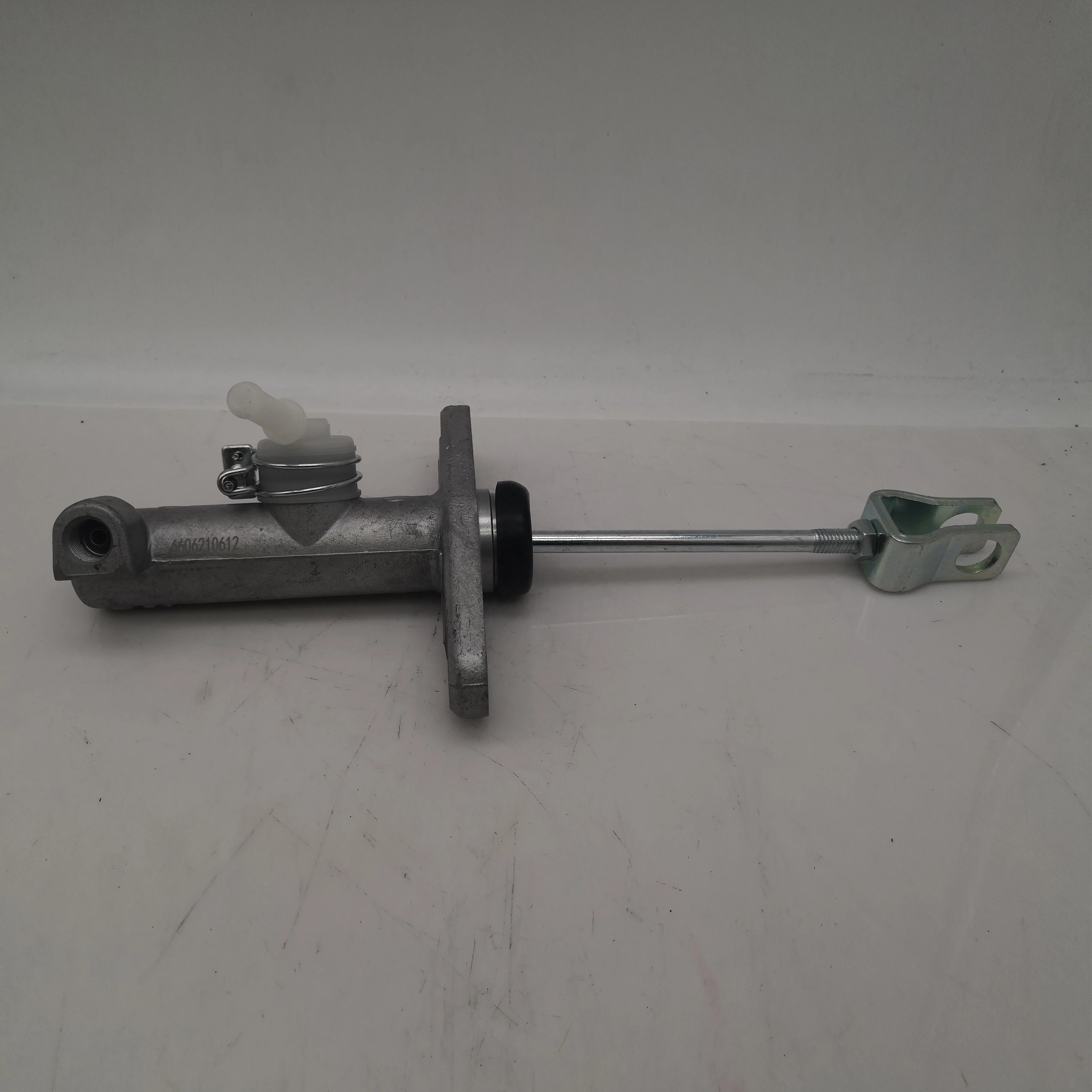 8971629630 Auto Parts Brake Cylinder Clutch Master Cylinder For ISUZU 8-97162963-0