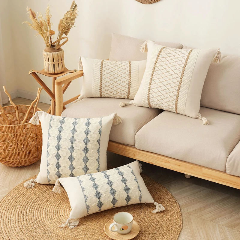 Hot Selling Bohemian Style Farmhouse Decorative Throw Pillow Case Macrame Tassel Square Jacquard Cushion Cover