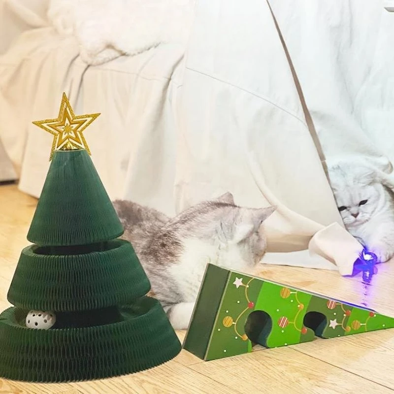 Luxury Christmas Cat Tree Circular Cat Scratcher Integrated Cardboard Toy Sustainable Corrugated Paper Cute Style Cat Playing
