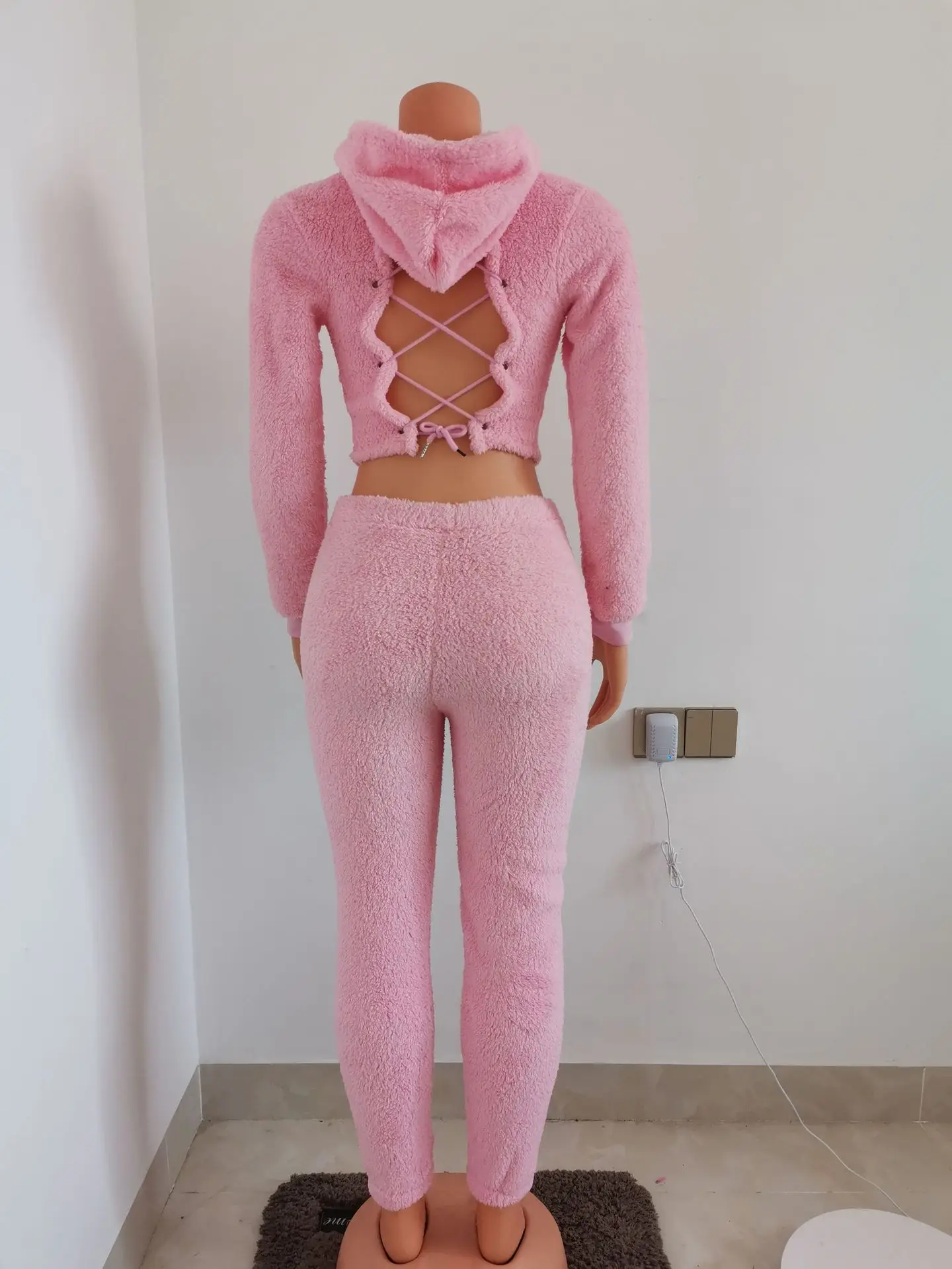 Amazon Fall Winter Clothes Long Sleeve Furry Tracksuit Sweatsuit Crop Top 2pc Outfits Two Piece Pants Set Women Clothing