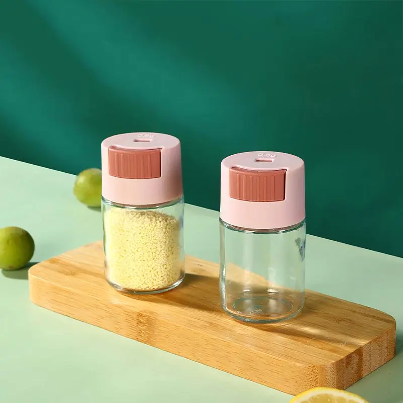 In Bulk Wholesale Empty Round 100ML  Pepper Spice Kitchen Seasoning Container Control 0.5g Salt Shaker Glass  Dispenser with Lid