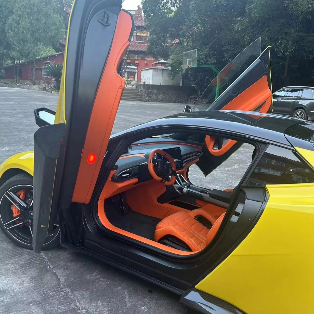 Спортивный автомобиль новые энергетические автомобили 700 км Электромобиль Aion Gac Hyper SSR