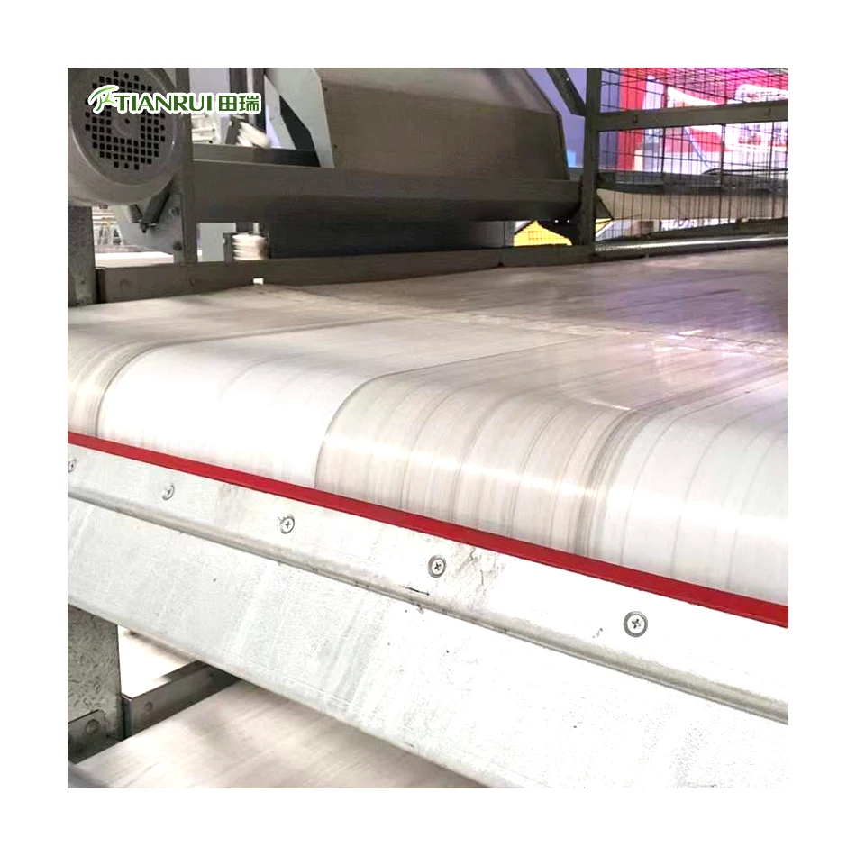 Долговечная система удаления птицеводного навоза со скребковой рамой