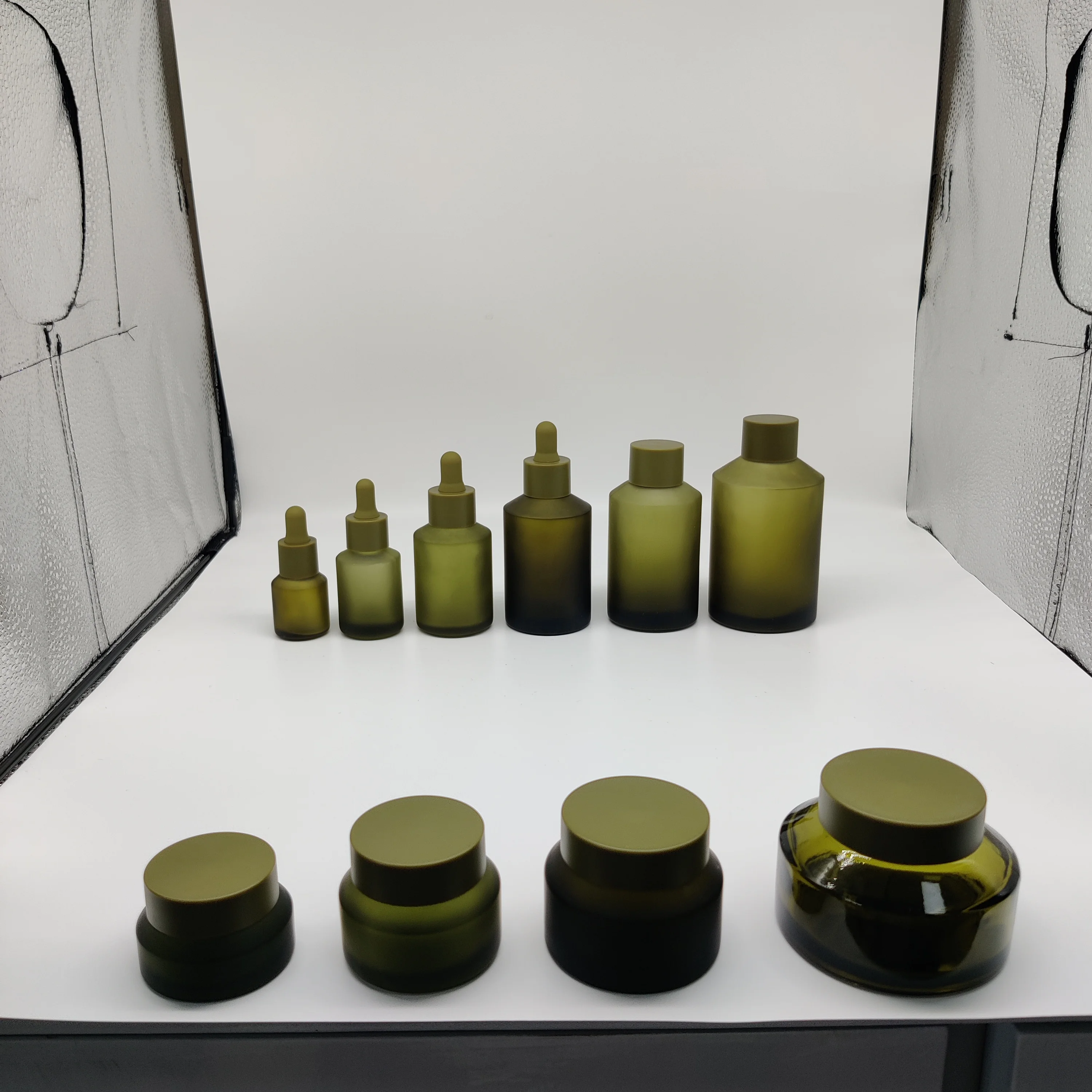 cosmetic container black glass jar black frosted glass bottle