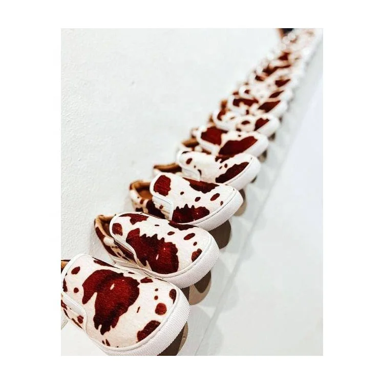 Бесплатная доставка, парусиновые туфли для девочек коричневого цвета из коровьей кожи, модные туфли для девочек, готовые к отправке сейчас