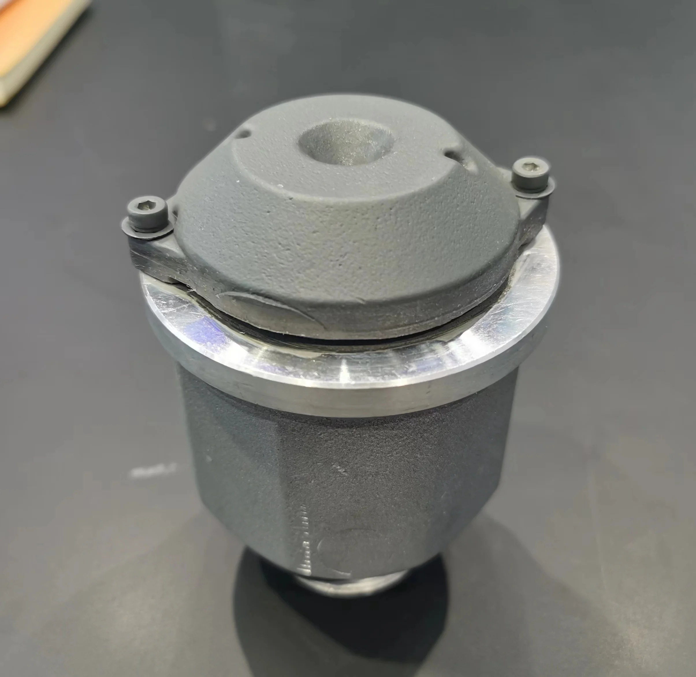 Carbon Steel French type Fuel Tanker Manhole Cover