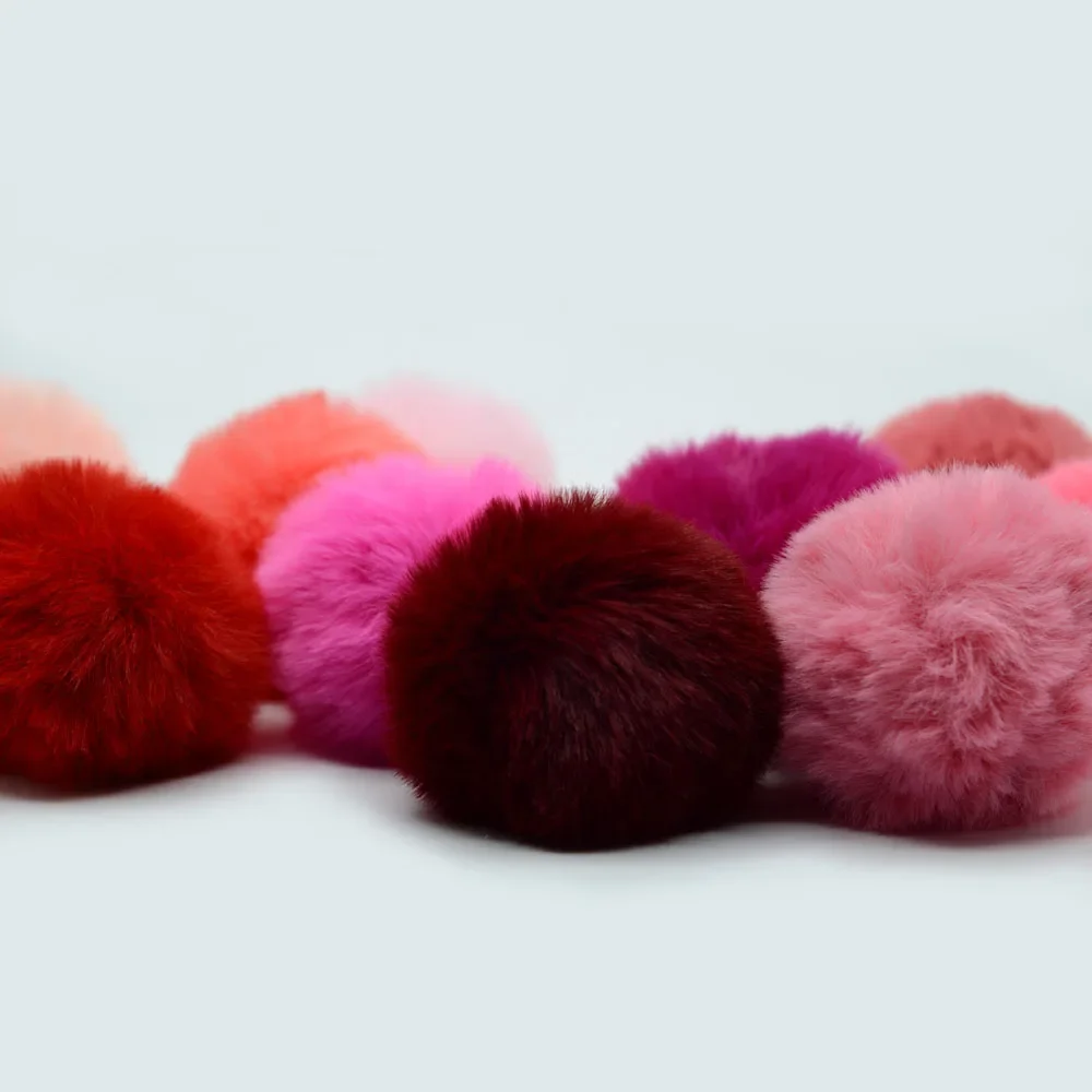 Faux fake handmade  fur pom poms pompom ball with elastic loop for clip knitting beanie
