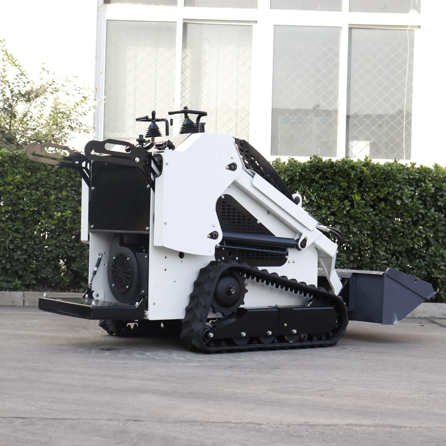 Good price 2024 ! Mini Skid Steer Loader Diesel Engine Crawler Loader With Attachment