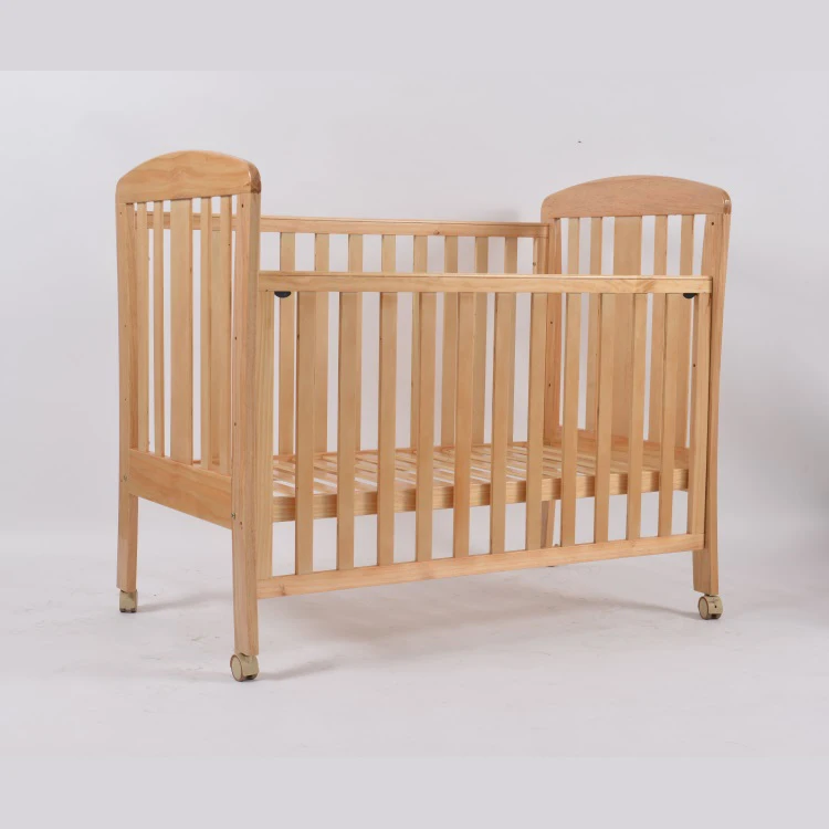 Wholesale Luxury hotel Baby Cribs Two Height Adjustable Wooden baby cot Bedding