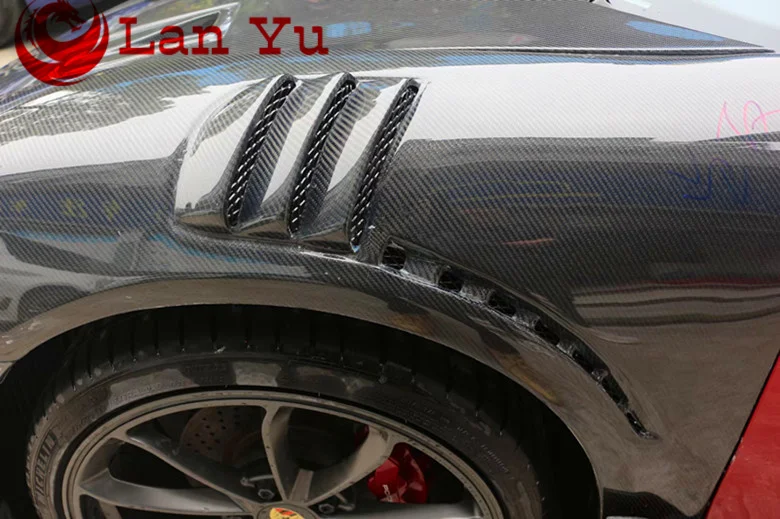 HALF CARBON FIBER FRONT FENDER FOR 2016-2018 PORSCHE CAYMAN 718