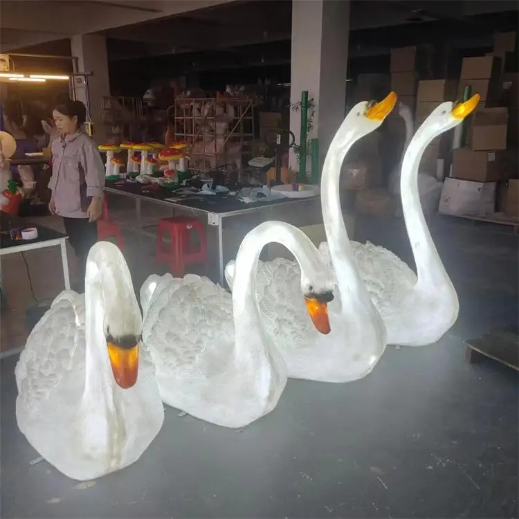 park beautiful swan statue animal light LED holiday home commercial Christmas big swan luminous sculpture garden decor lights
