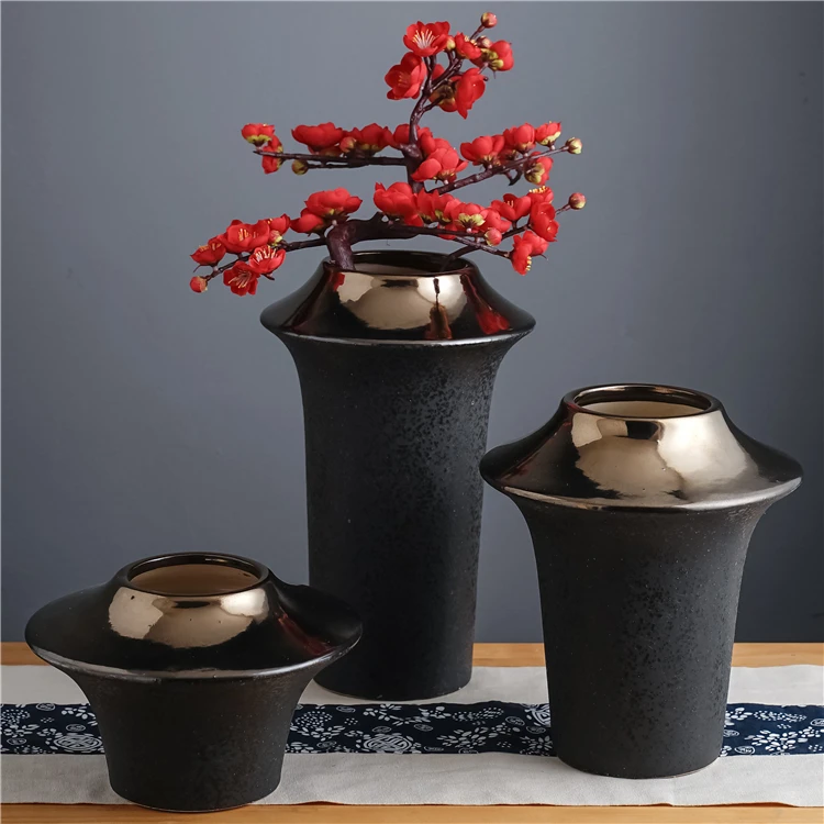 Modern handmade creative ornament ceramic black flower vases home centerpiece decoration ceramic vase for gift